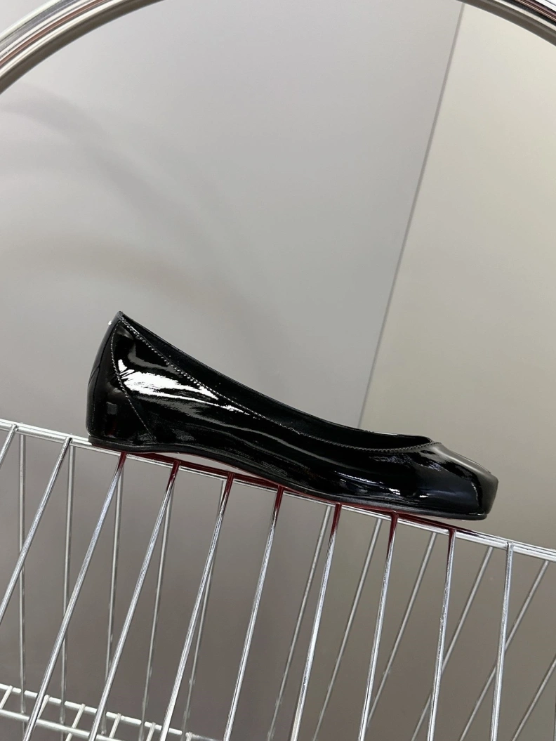 Othxr flat shoes Trendsetting 208667