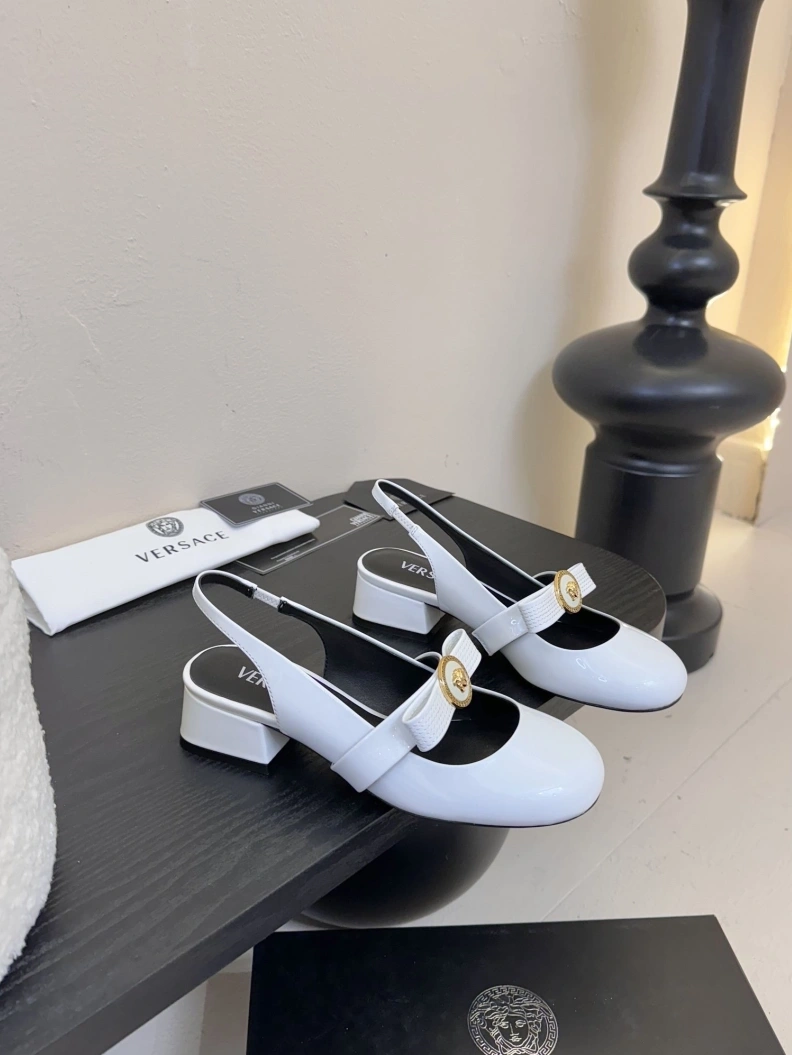 SportInspired Gxvxnchy Sandals 151712