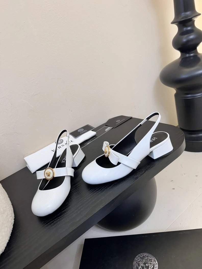 SportInspired Gxvxnchy Sandals 151712
