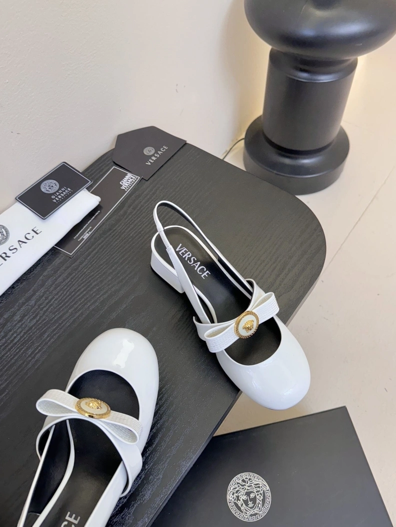 SportInspired Gxvxnchy Sandals 151712