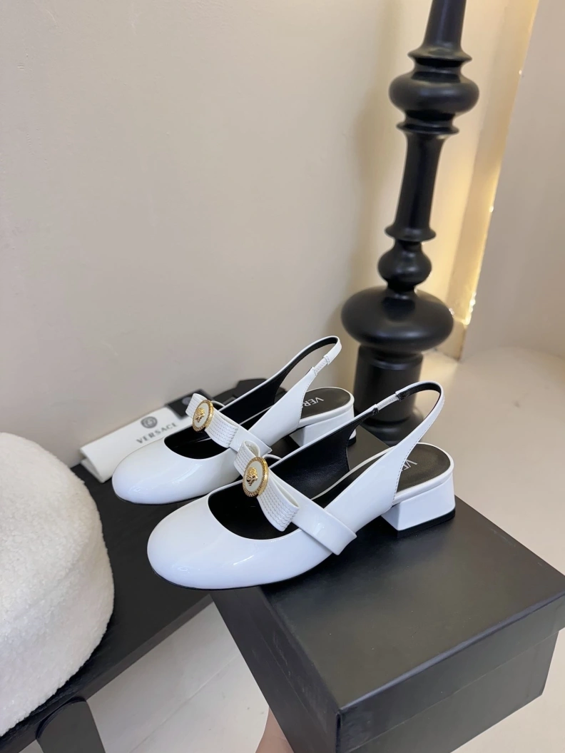 SportInspired Gxvxnchy Sandals 151712