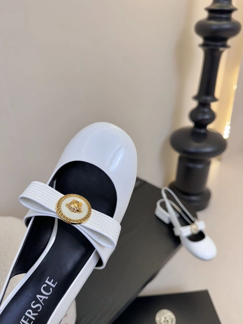 SportInspired Gxvxnchy Sandals 151712