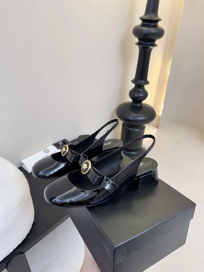 Breathable Gxvxnchy Sandals 151710