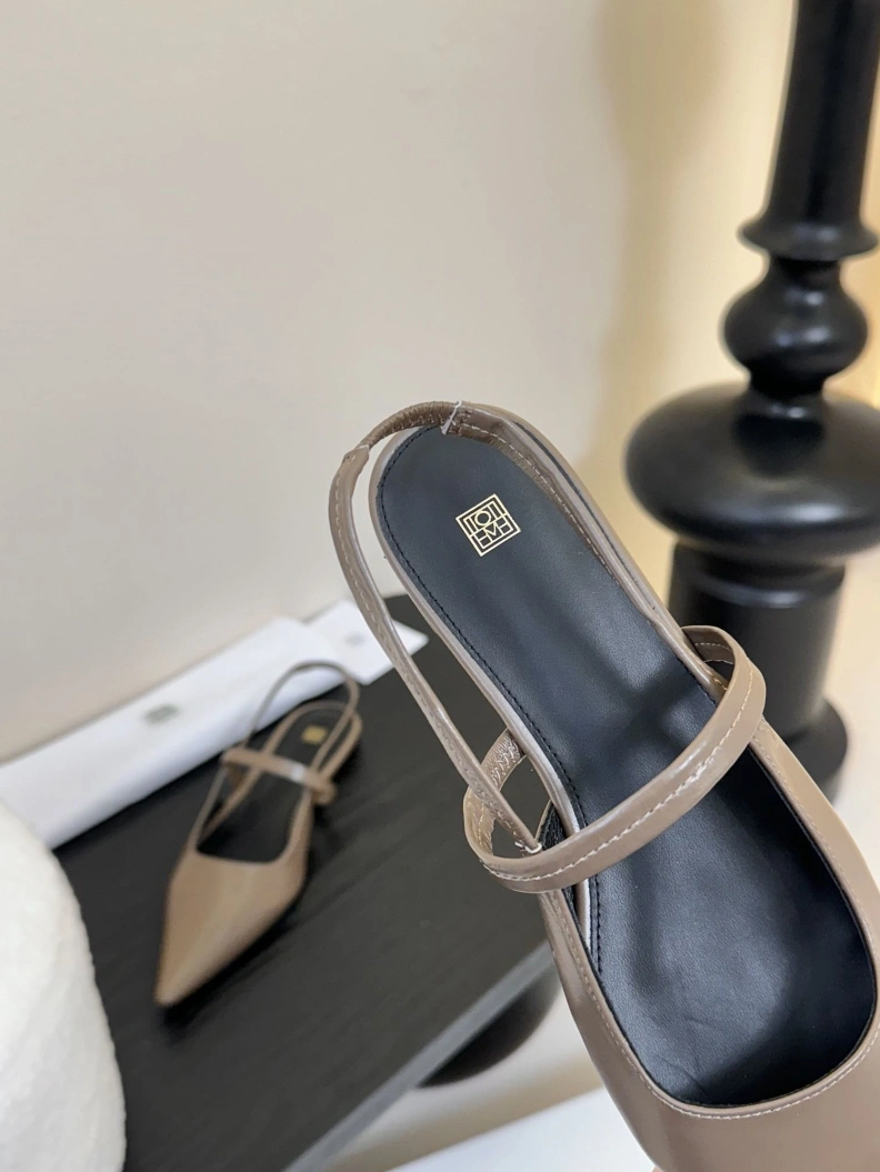 Resilient Othxr Sandals 209687
