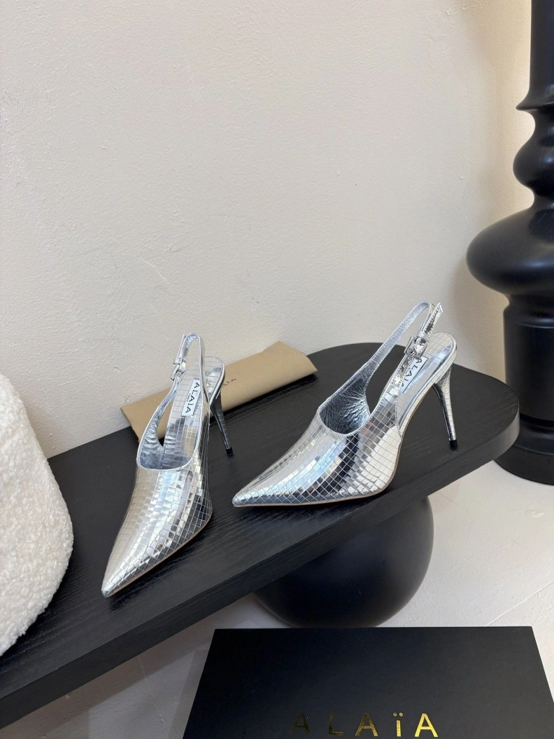 Othxr Sandals EyeCatching 208331