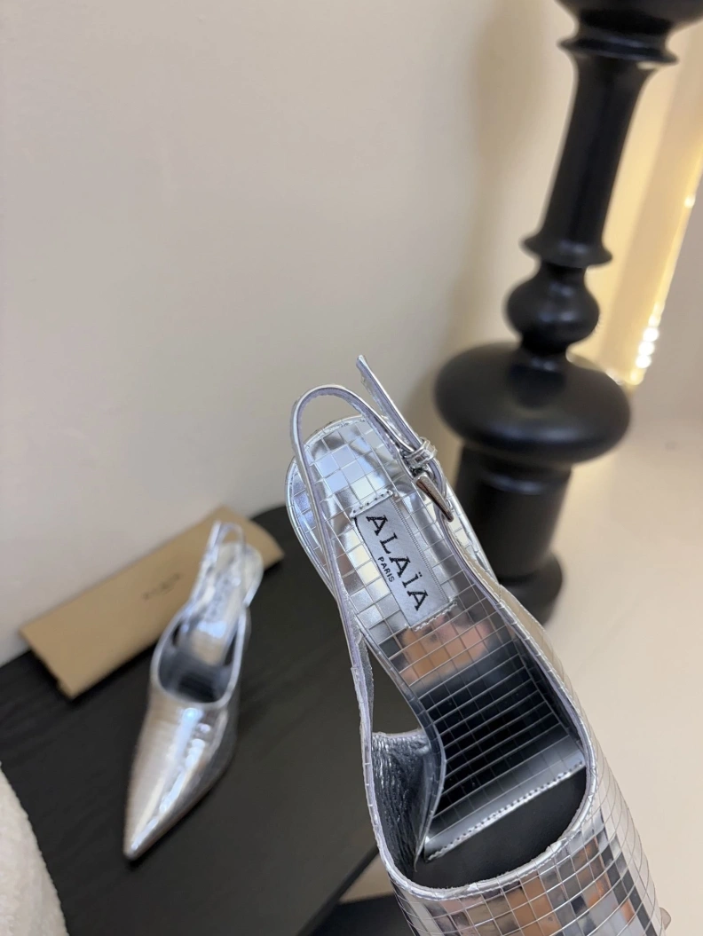 Othxr Sandals EyeCatching 208331