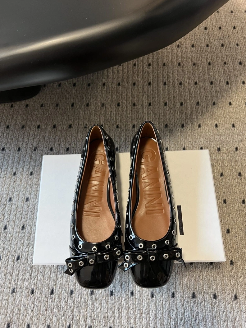 Othxr flat shoes EasyMatch 208665