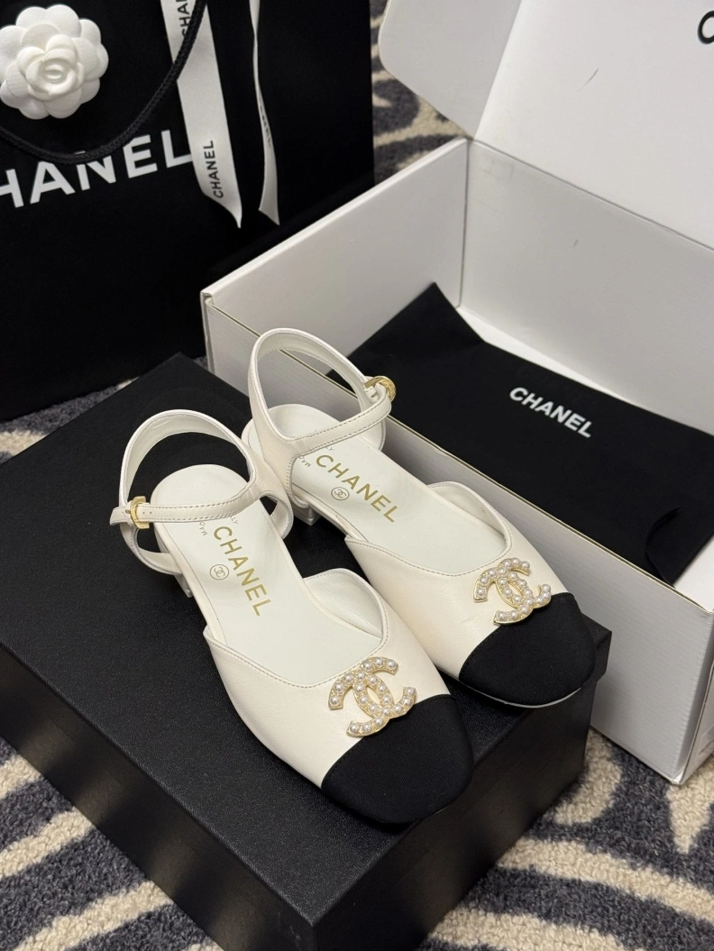 UrbanStyle Chxnxl Sandals 117286