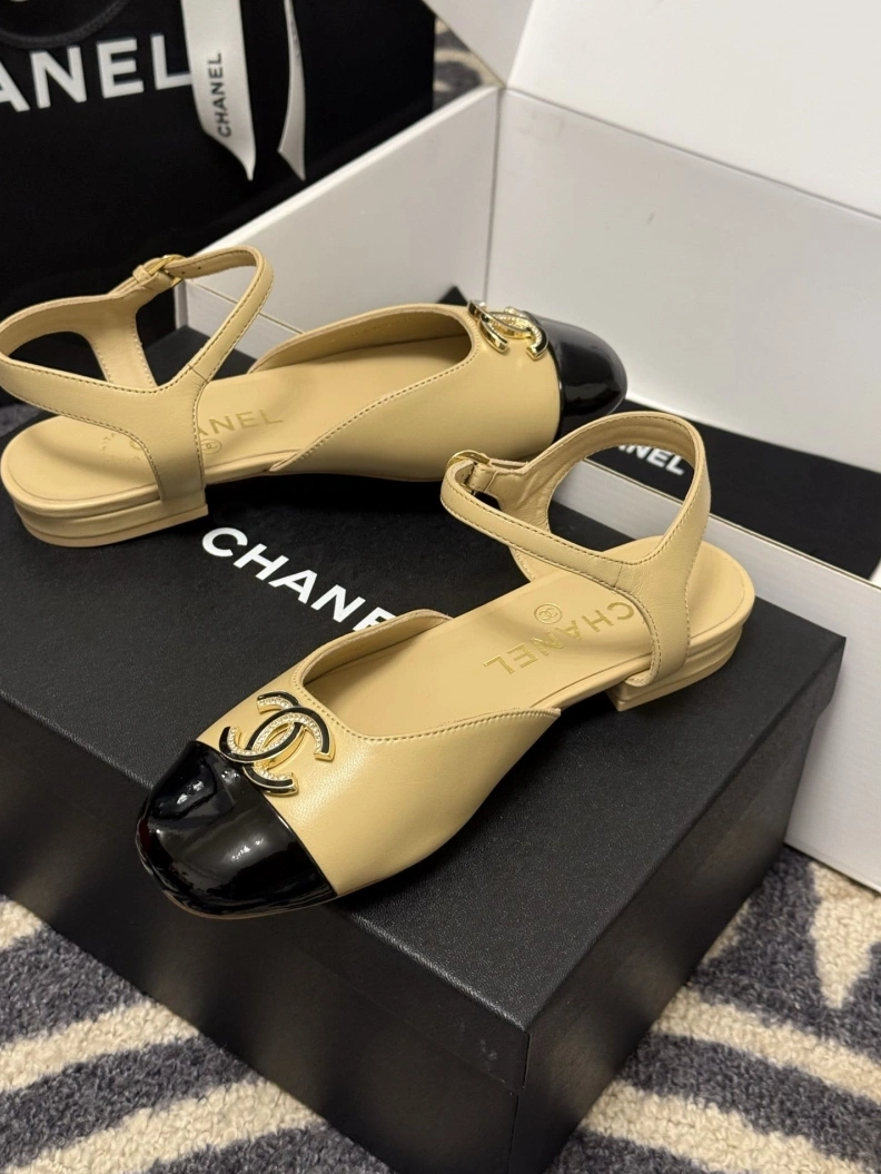 Chxnxl Sandals Bright 117288