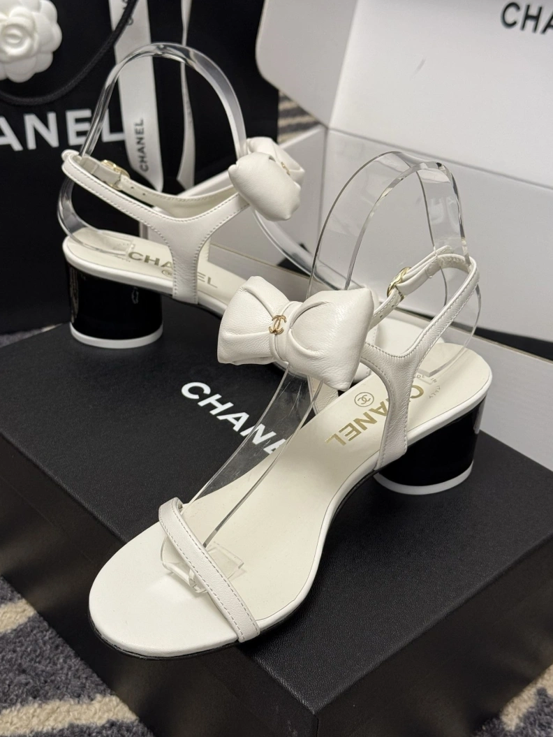 Stylish Chxnxl Sandals 117285