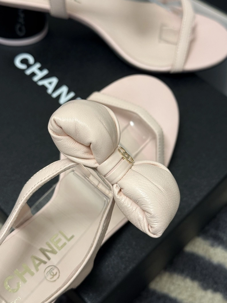 HighQuality Chxnxl Sandals 117282