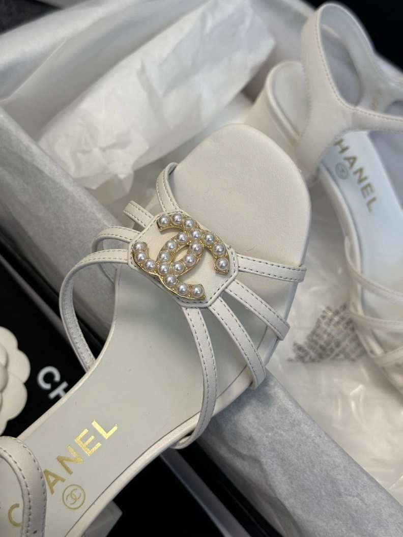 Chxnxl Sandals Vibrant 117278