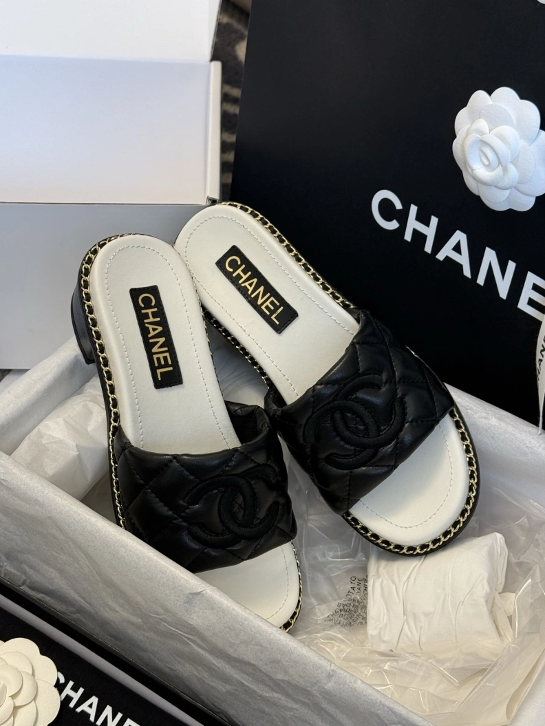Chxnxl Slippers Refined 117014