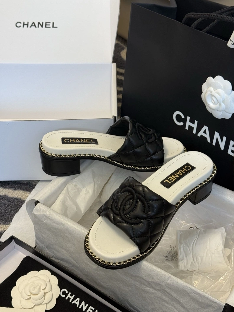 Chxnxl Slippers Refined 117014
