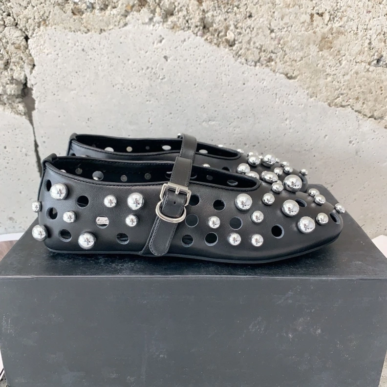 Timeless Othxr flat shoes 208649