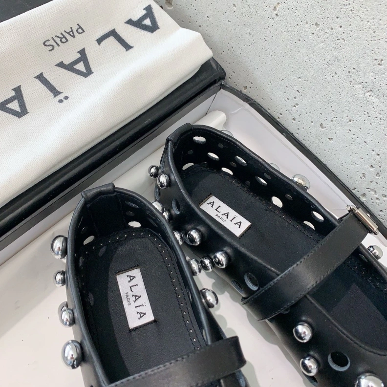 Timeless Othxr flat shoes 208649