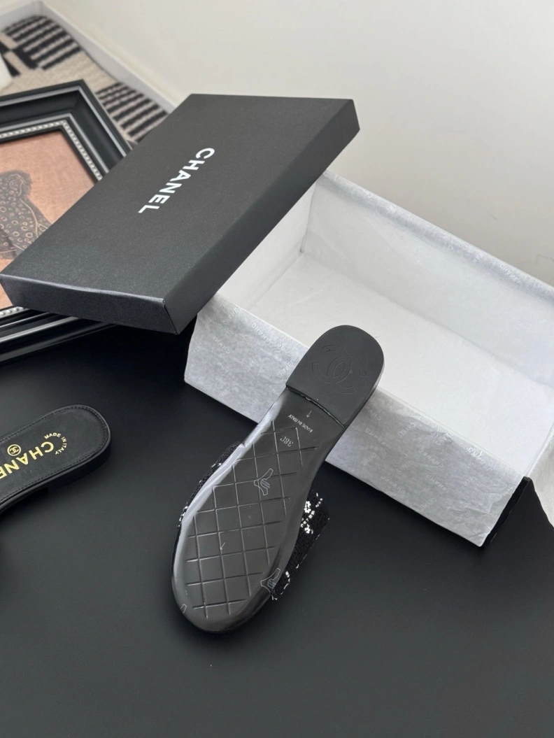 Chxnxl Slippers UrbanStyle 116988