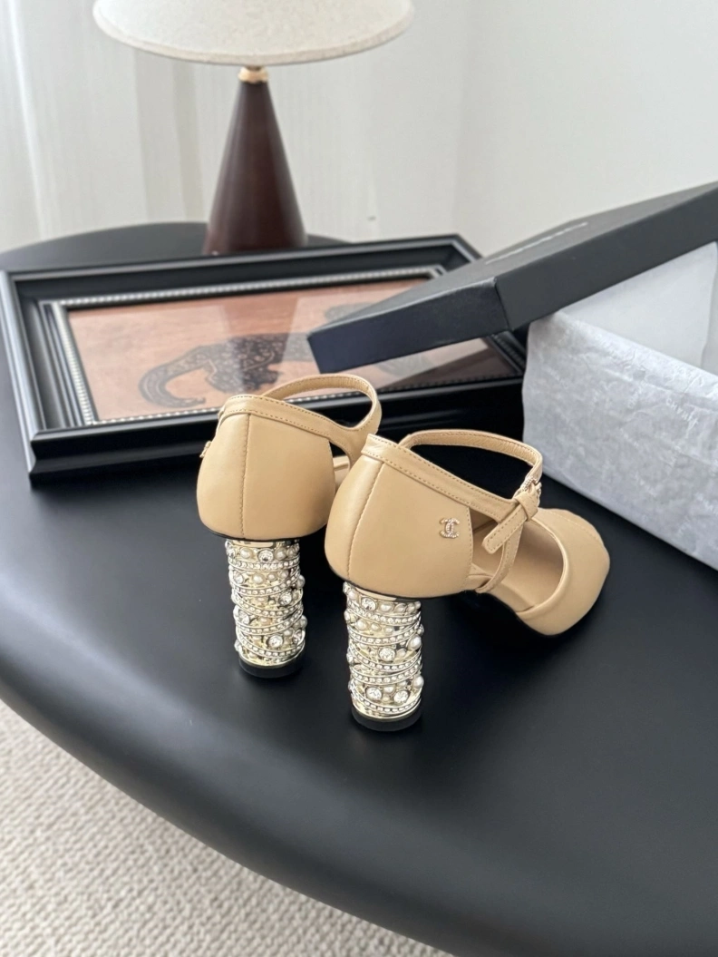 Elegant Chxnxl High Heels 117571