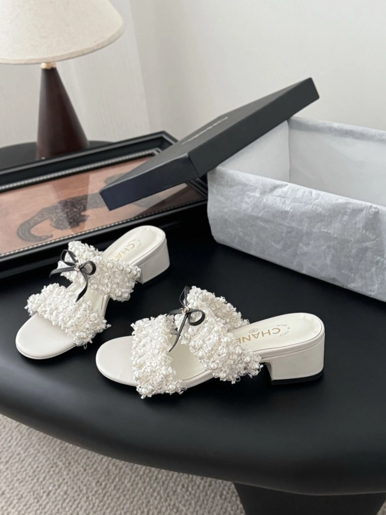 Stylish Chxnxl Sandals 117266