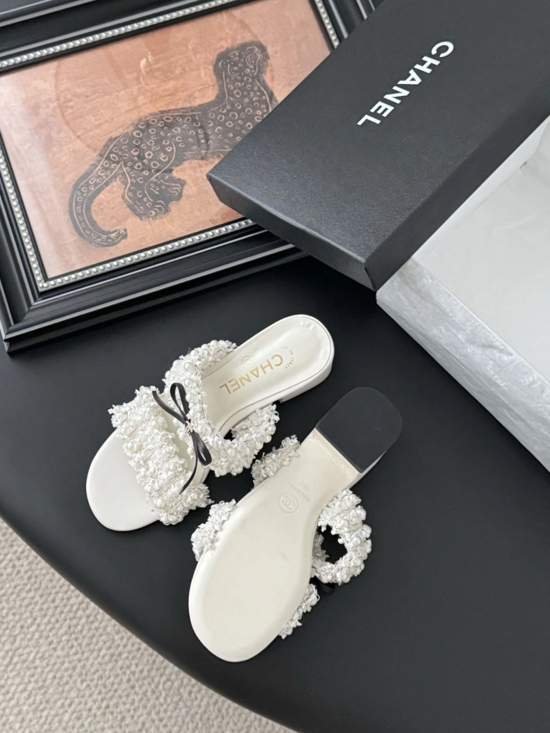 Stylish Chxnxl Sandals 117266