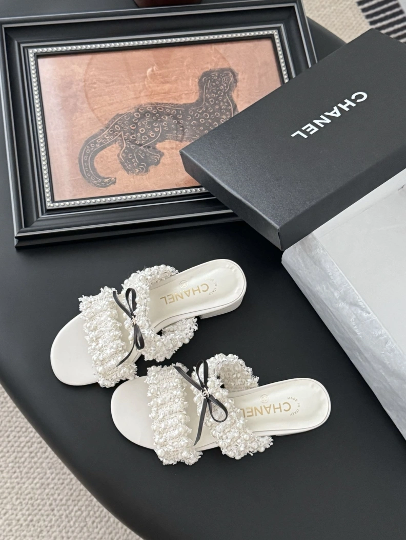 Stylish Chxnxl Sandals 117266
