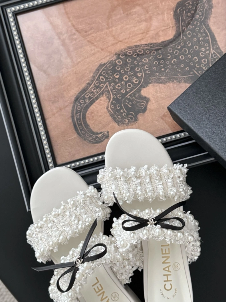 Stylish Chxnxl Sandals 117266