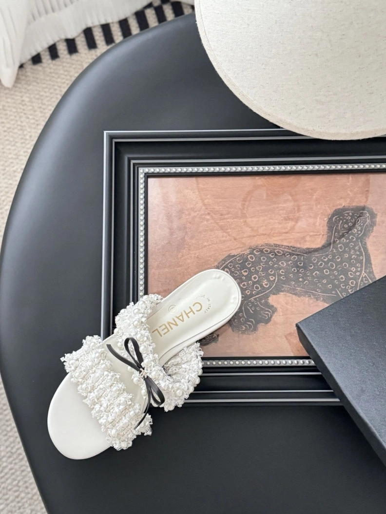 Stylish Chxnxl Sandals 117266