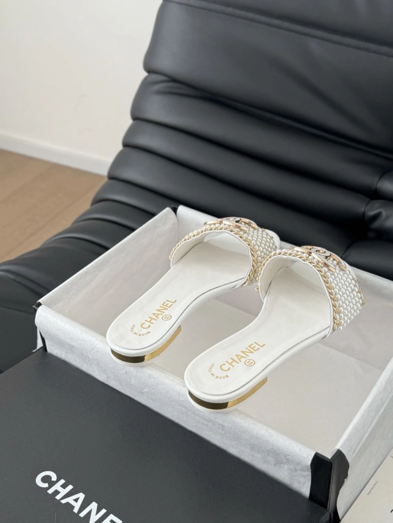 Durable Chxnxl Sandals 117259
