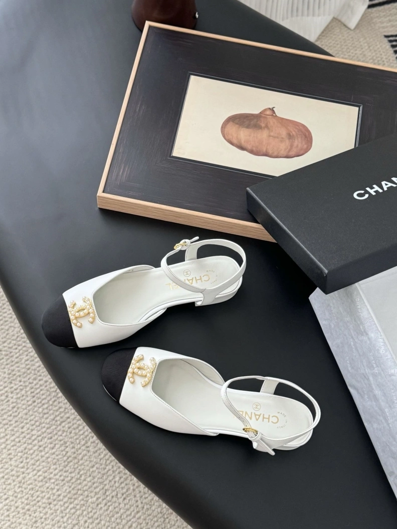 Chxnxl Sandals Vibrant 117269