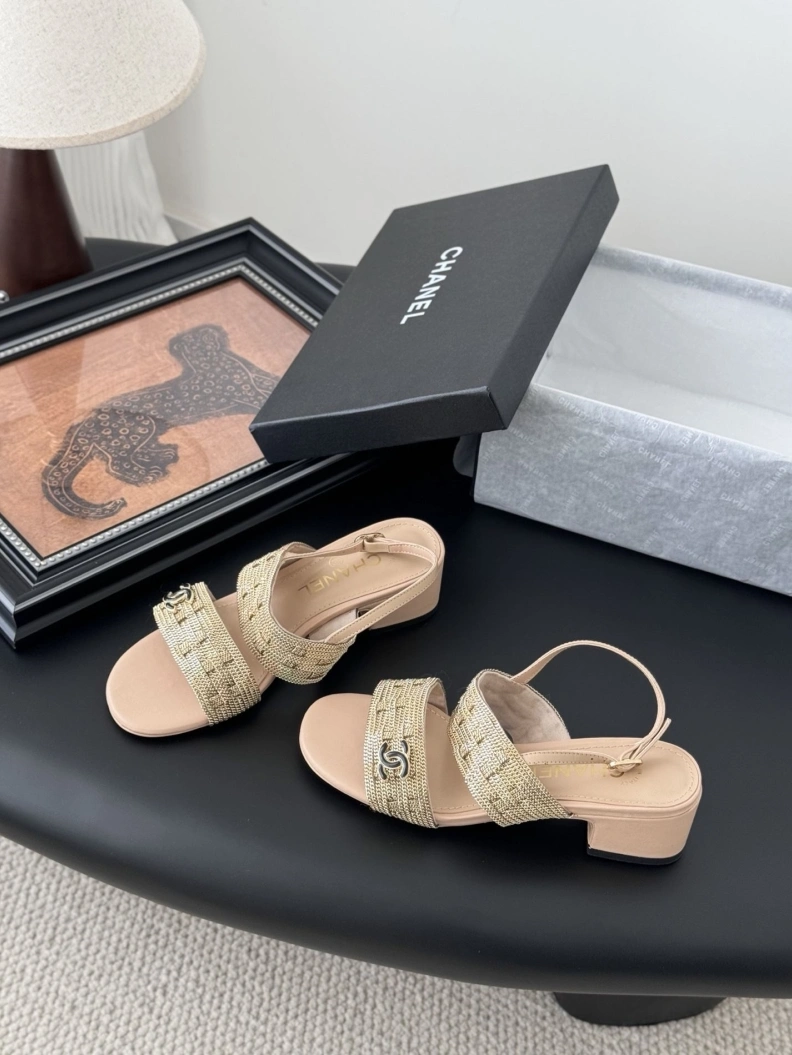 Reliable Chxnxl Sandals 117249