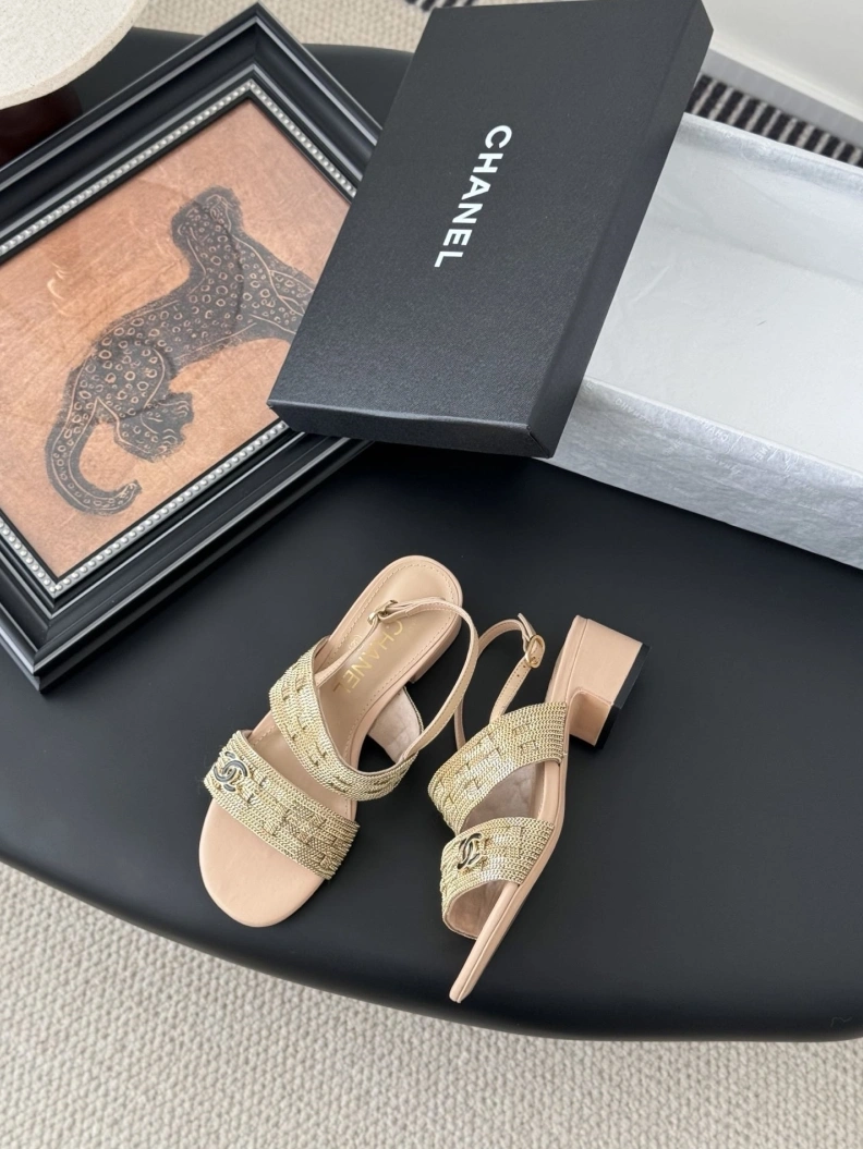 Reliable Chxnxl Sandals 117249