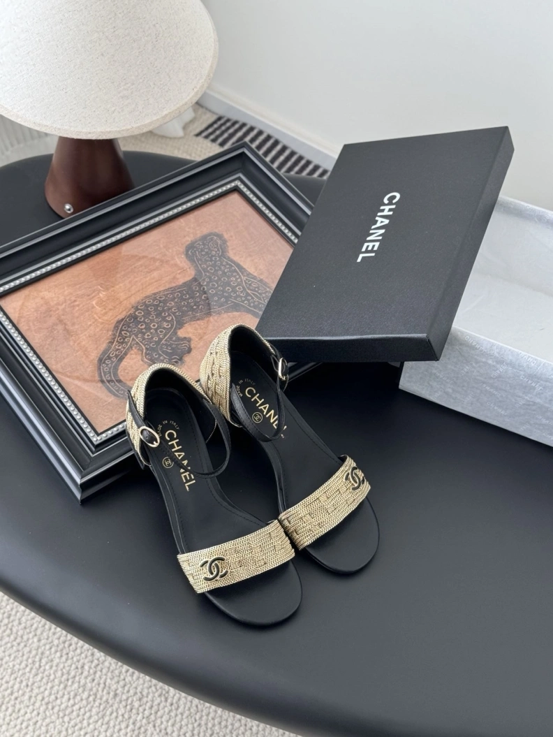 Breathable Chxnxl Sandals 117238
