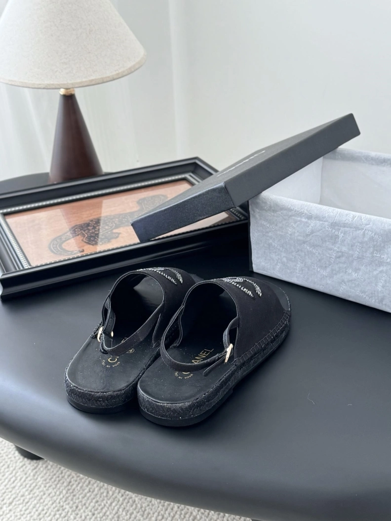 Durable Chxnxl Sandals 117243