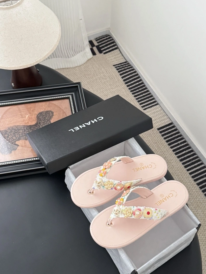 Chxnxl Slippers ModernLook 116982