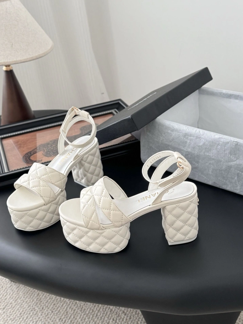 Chxnxl Sandals UrbanStyle 117227