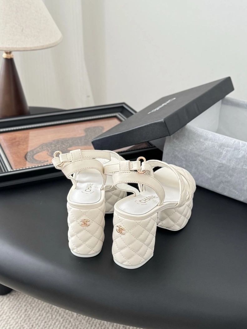 Chxnxl Sandals UrbanStyle 117227