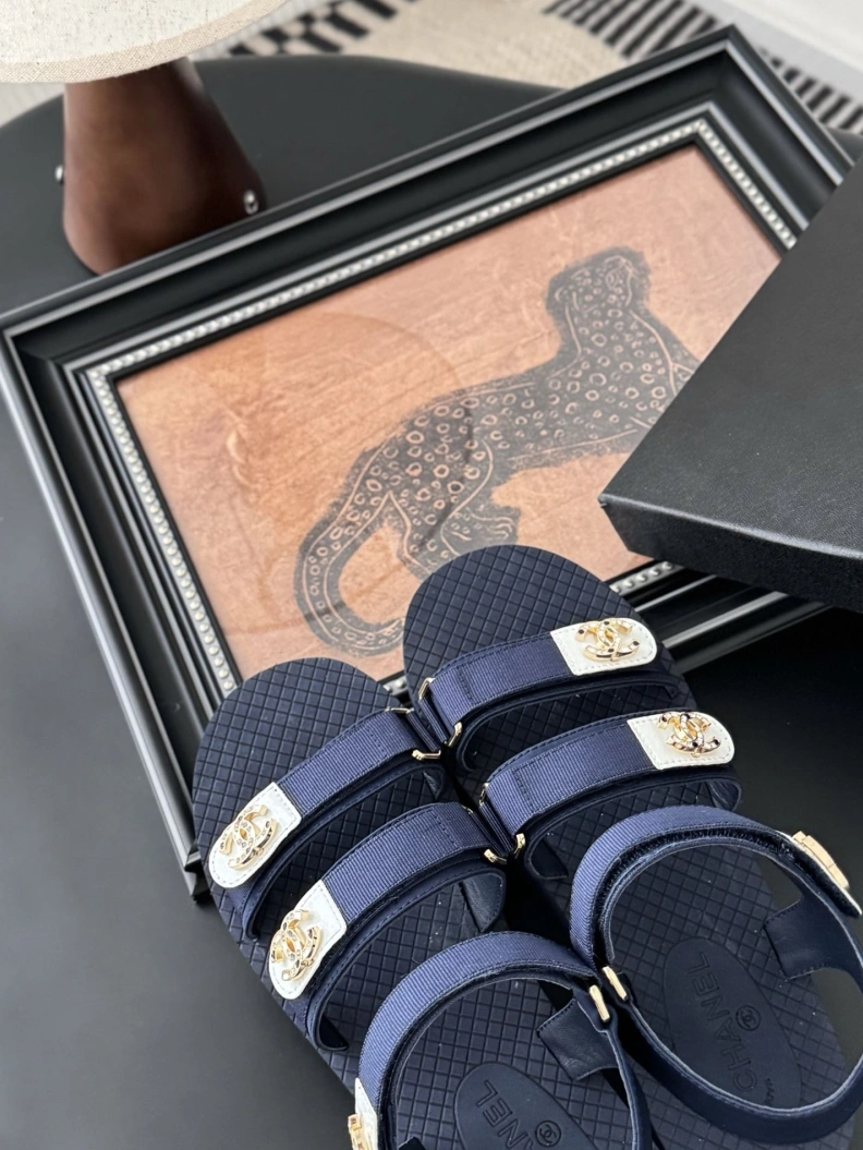 Breathable Chxnxl Sandals 117232