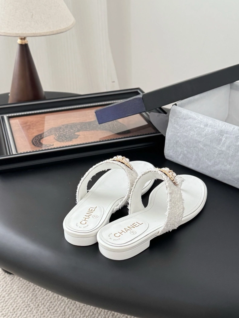 Chxnxl Sandals Refined 117226