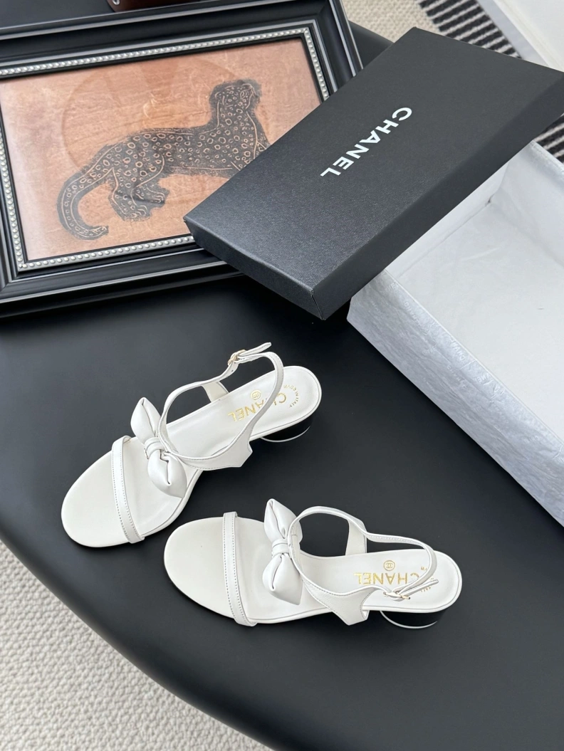 Fashionable Chxnxl Sandals 117206