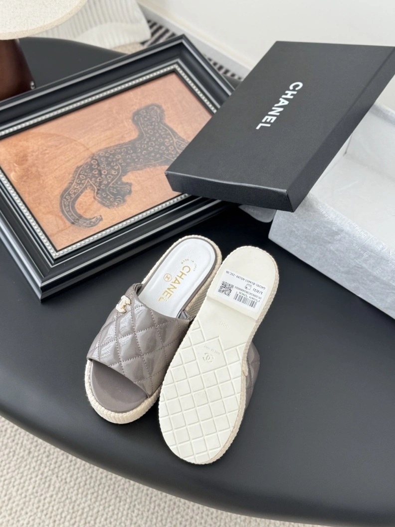 Durable Chxnxl Sandals 117204