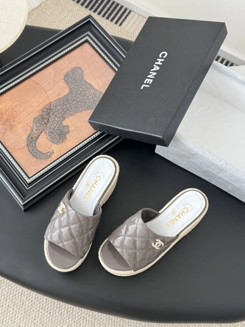 Durable Chxnxl Sandals 117204