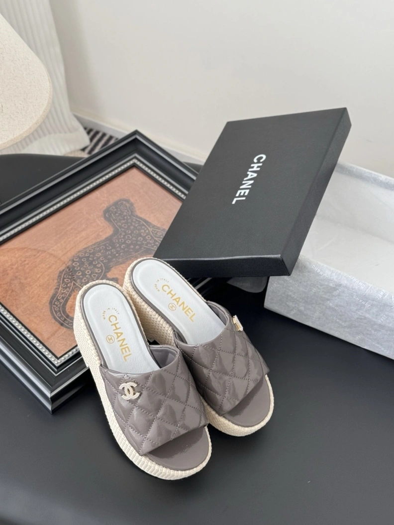 Durable Chxnxl Sandals 117204