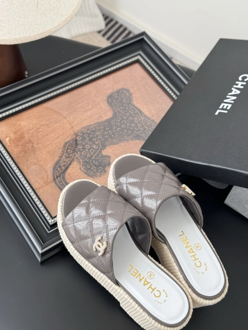 Durable Chxnxl Sandals 117204
