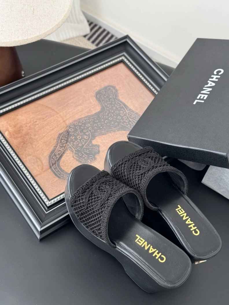 Stylish Chxnxl Sandals 117197