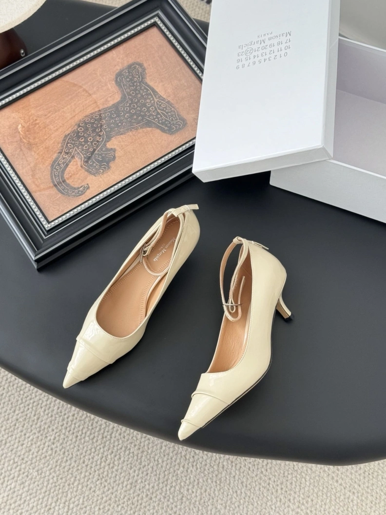Othxr flat shoes Timeless 208634