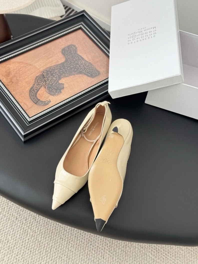Othxr flat shoes Timeless 208634