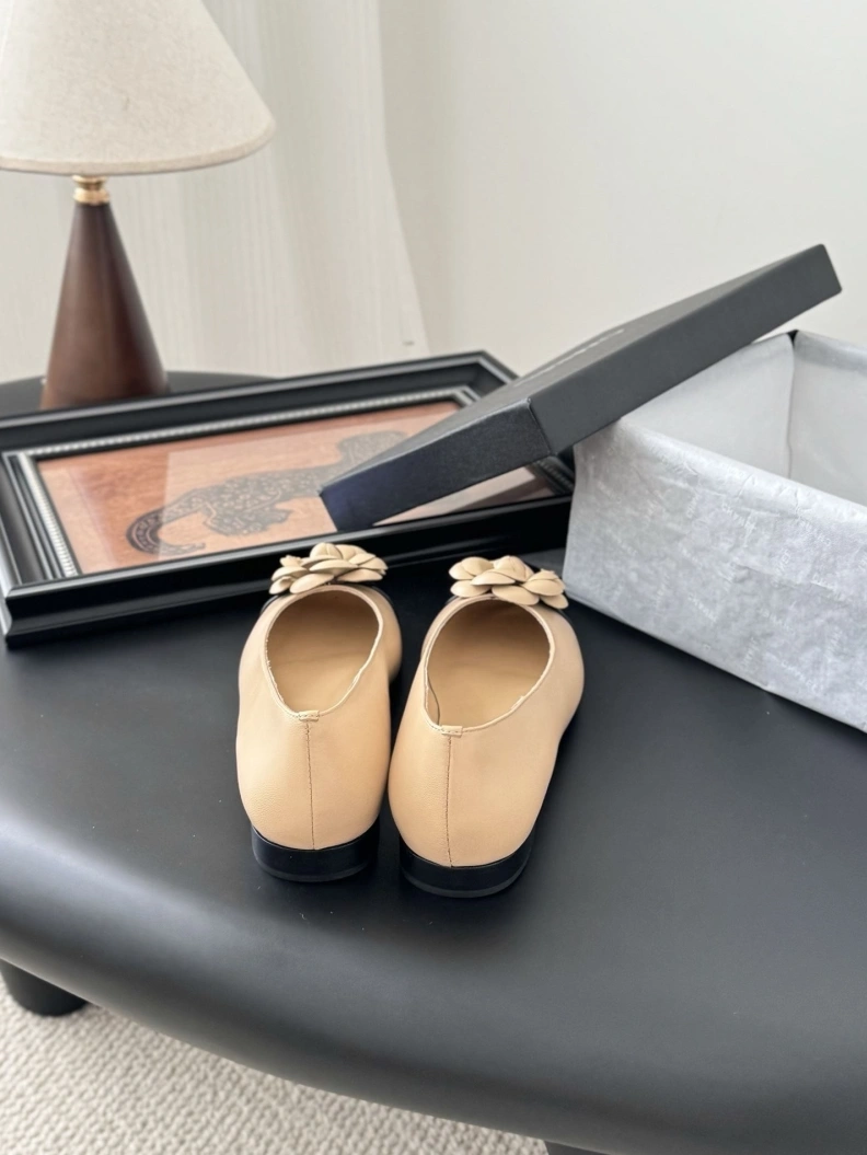 Lightweight Chxnxl Flat Shoes 117590