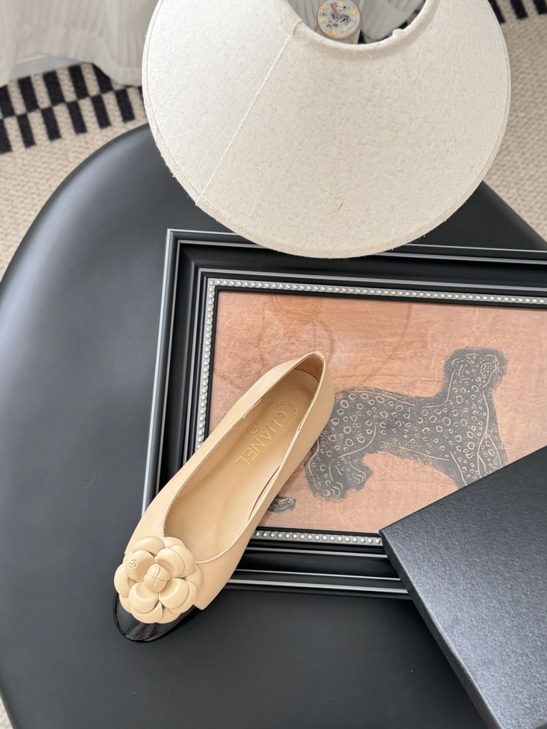 Lightweight Chxnxl Flat Shoes 117590