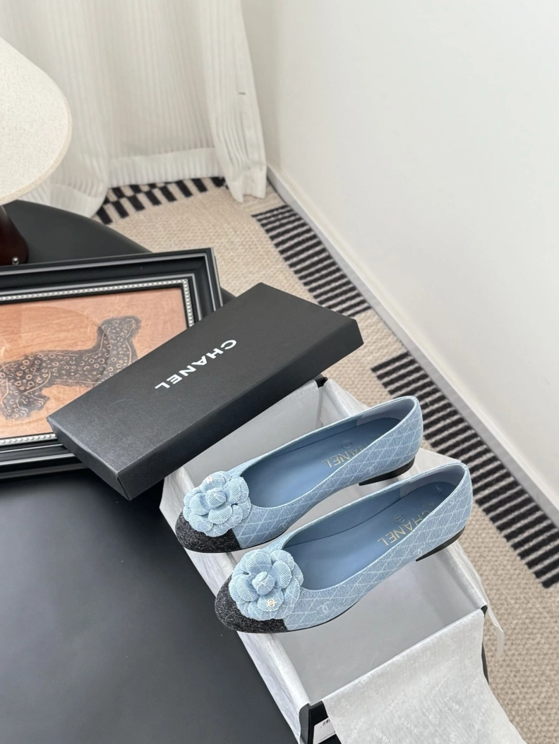 Functional Chxnxl Flat Shoes 117588