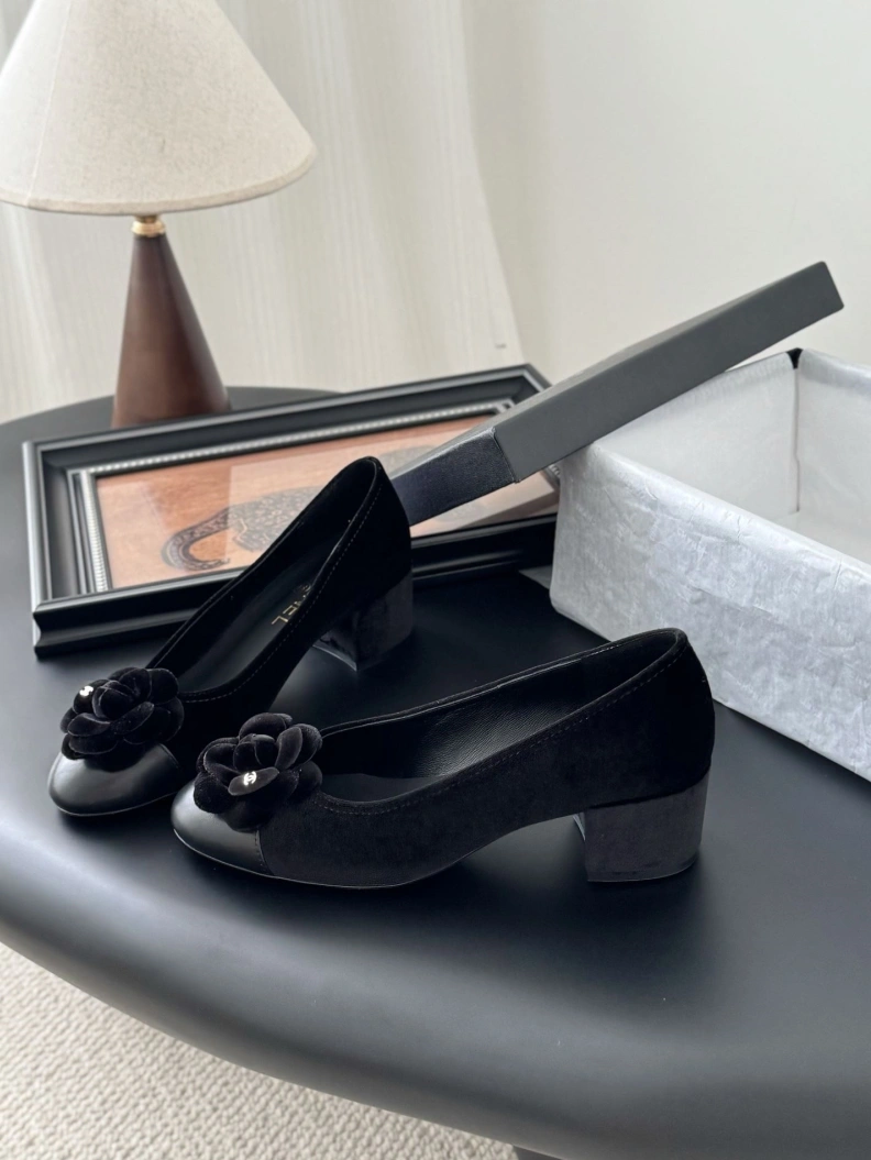 Trendsetting Chxnxl Flat Shoes 117585